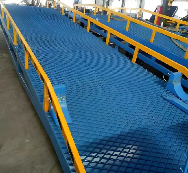 桓仁移动式液压登车桥